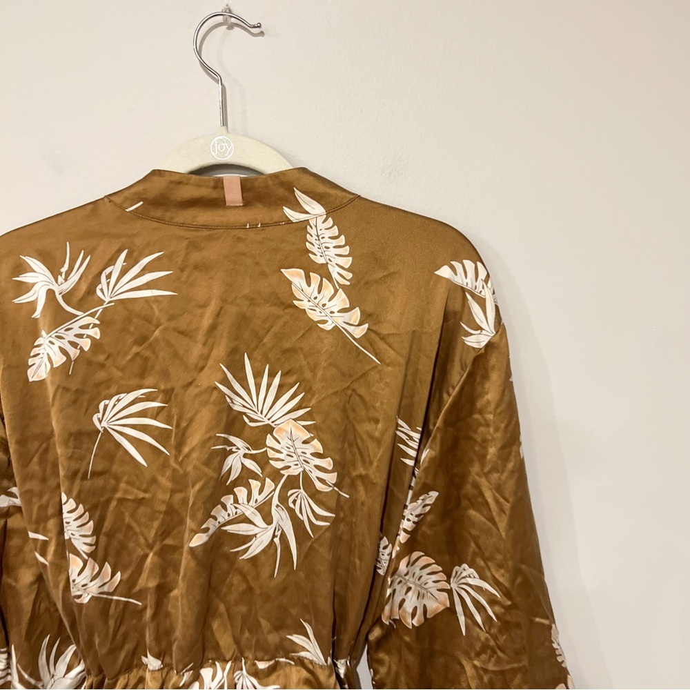Lunya Silk Palm Robe - Picture 12 of 12
